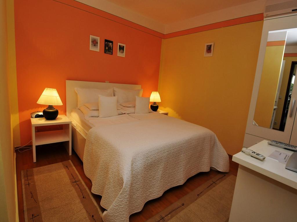 Hotel Haus Am Meer ซัฟทัท ห้อง รูปภาพ